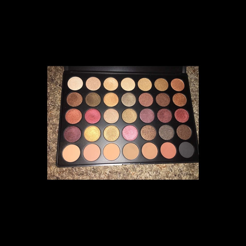 Morphe 35 F pallet